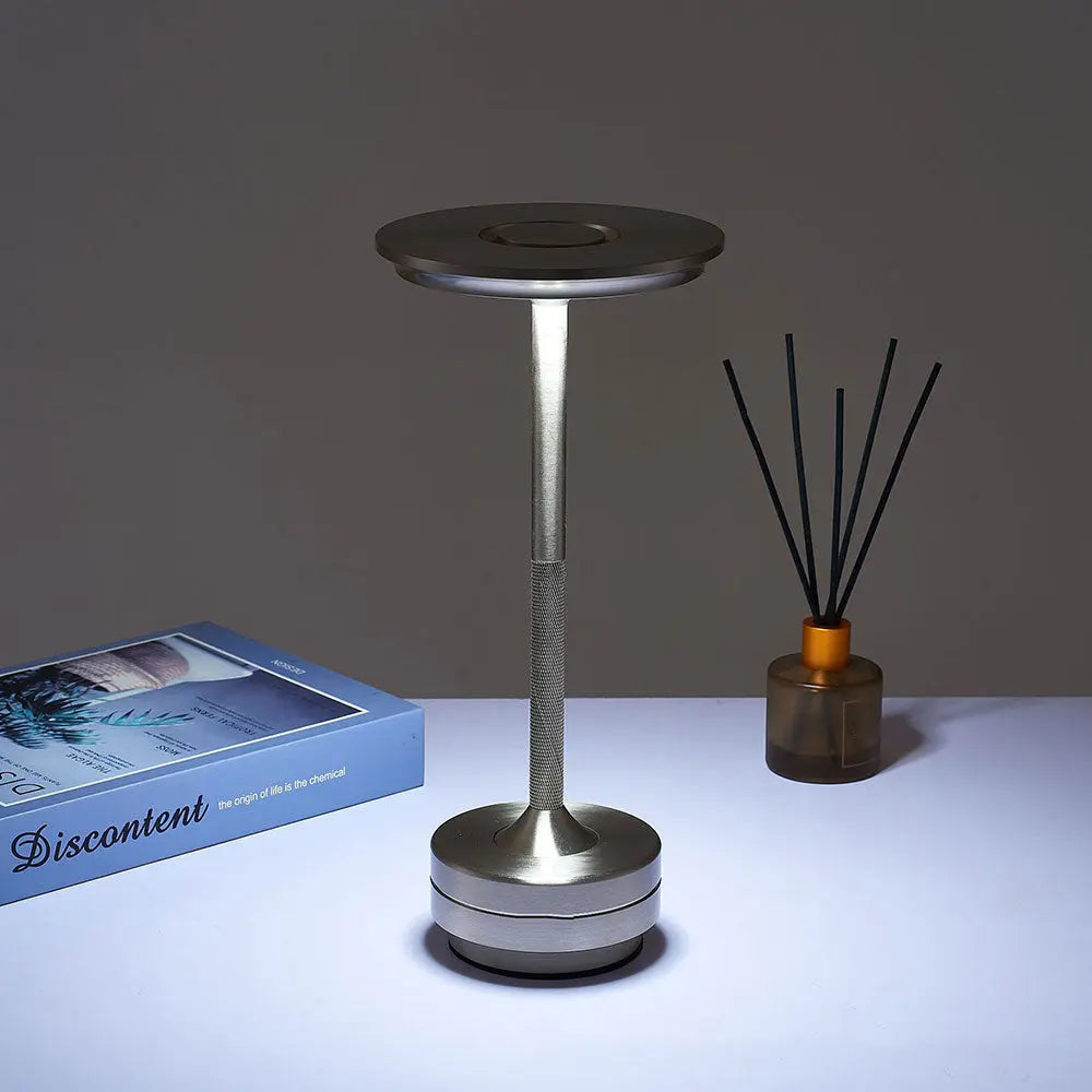 Kabellose Retro-Tischlampe