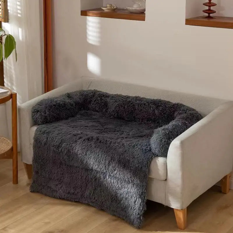 Kuscheliger Sofaschutz für Hunde